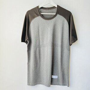 LULULEMON 2 tones gray Metal Vent tech T-SHIRT size L J64